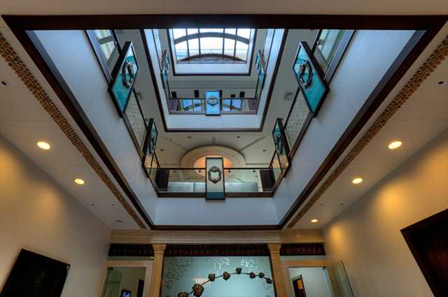 Motison Bungalow Atrium