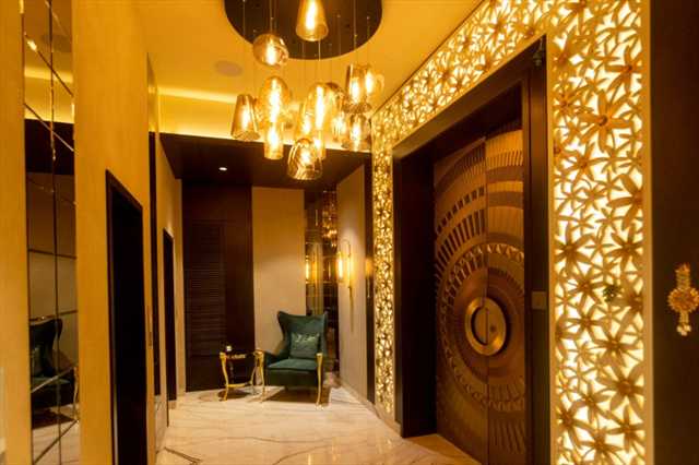 Penthouse Mumbai Entrance Chandelier Hall