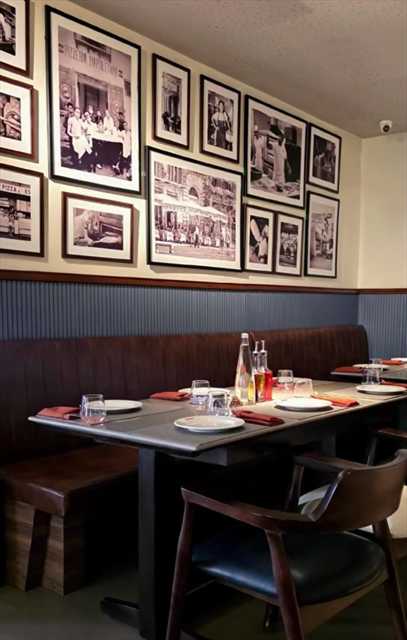 Slaps Restaurant Photo Frame Booth